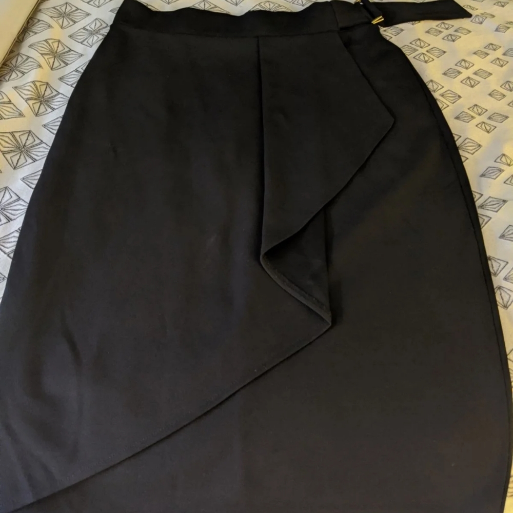 Pencil skirt ✨